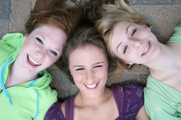 3 Girls smiling